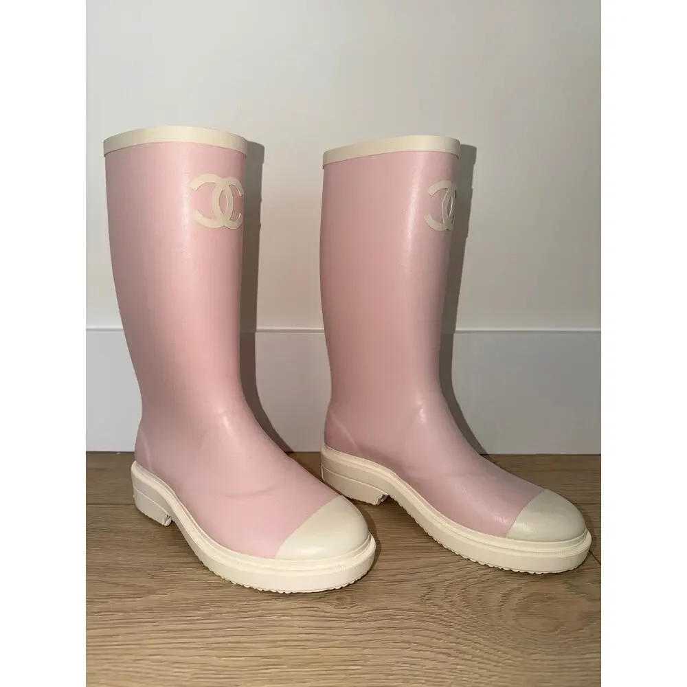Chanel REV Rose Pink White Caoutchouc CC Logo High Pull On Rubber Rain Boots 39